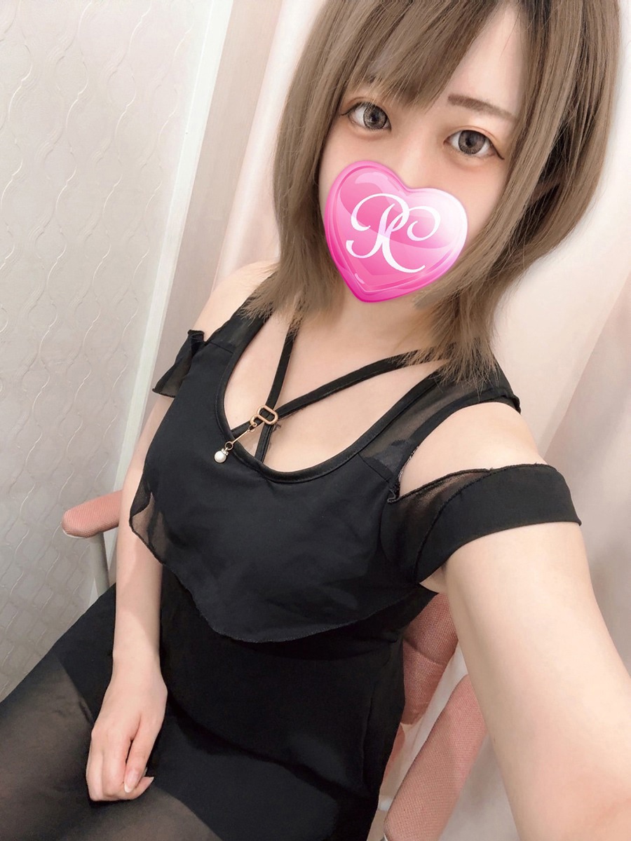 ニィナ